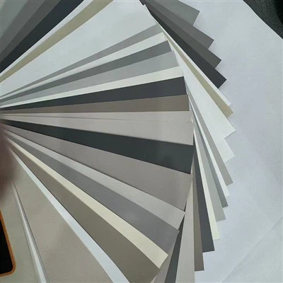 Metalliefektifooliumid kaunistamiseks